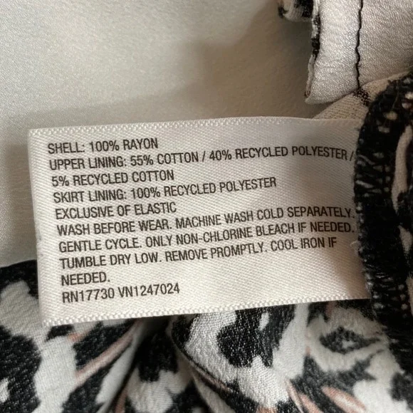 Diane von Furstenberg Target Girls Black White Floral Smocked Midi Dress 3T - Picture 7 of 9